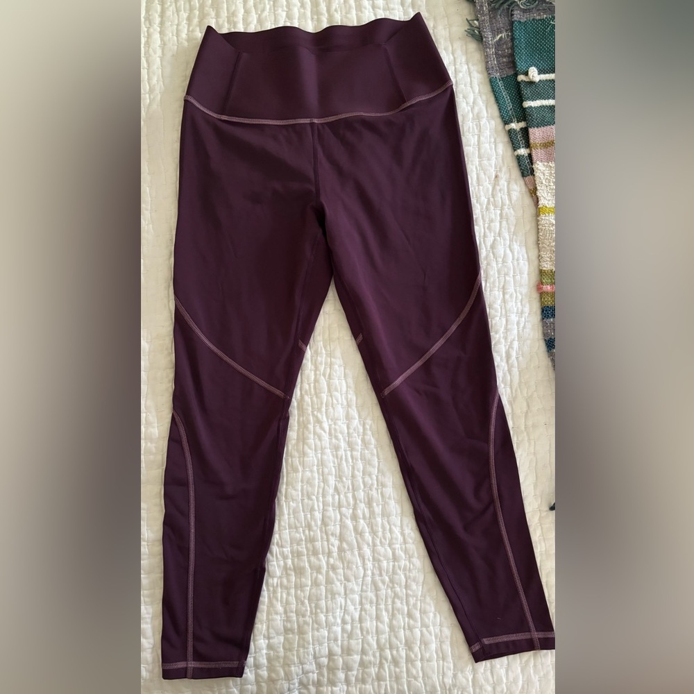 GAP EXERCISE PANTS MEDIUM